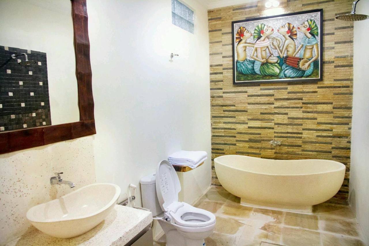 Maha Residence Guest House Jimbaran Esterno foto